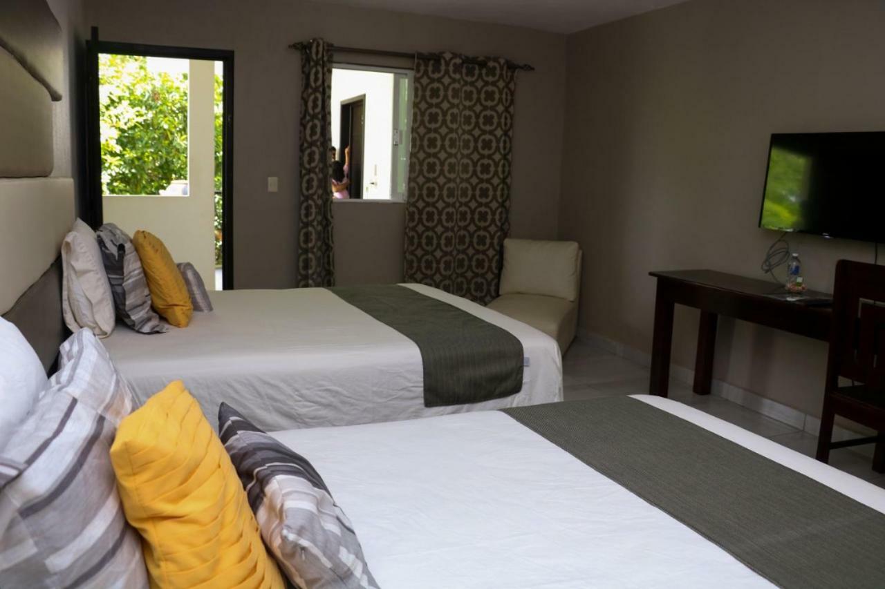 Hotel Garden Suites
