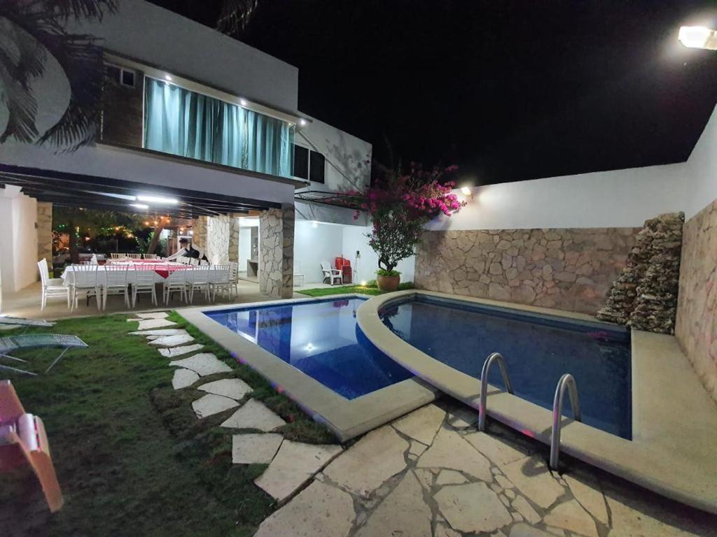 Garden Suites Hotel *